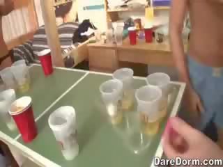 Pengupasan pong