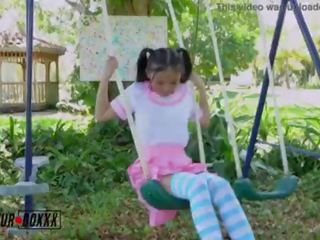 Amatir boxxx - asia school daughter masturbates in playground